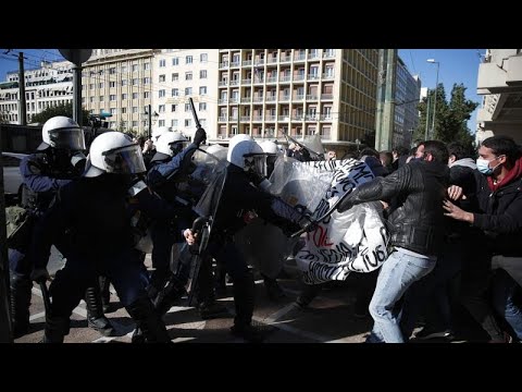 Πορεία φοιτητών στο κέντρο της Αθήνας – Μικροεπεισόδια με την αστυνομία …